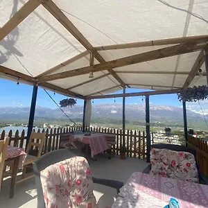 Denis , Gjirokastër Albanië